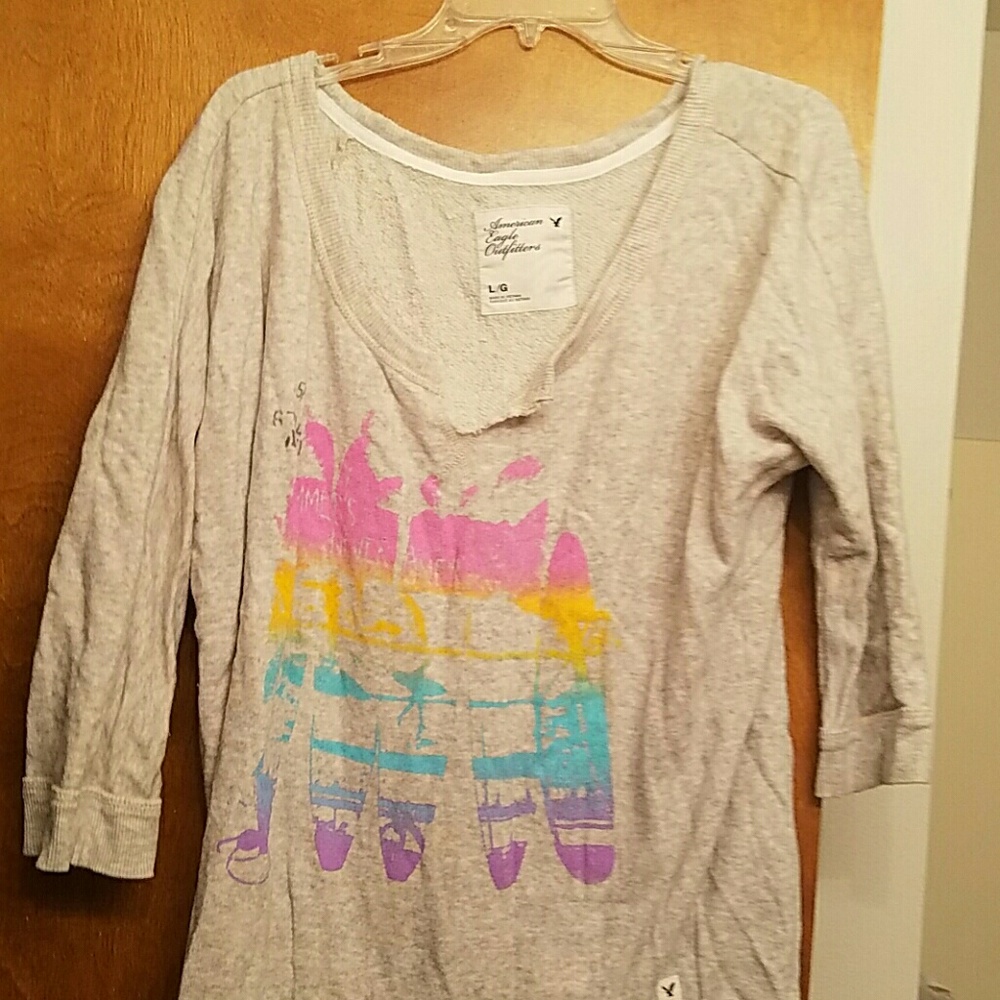 American Eagle pullover